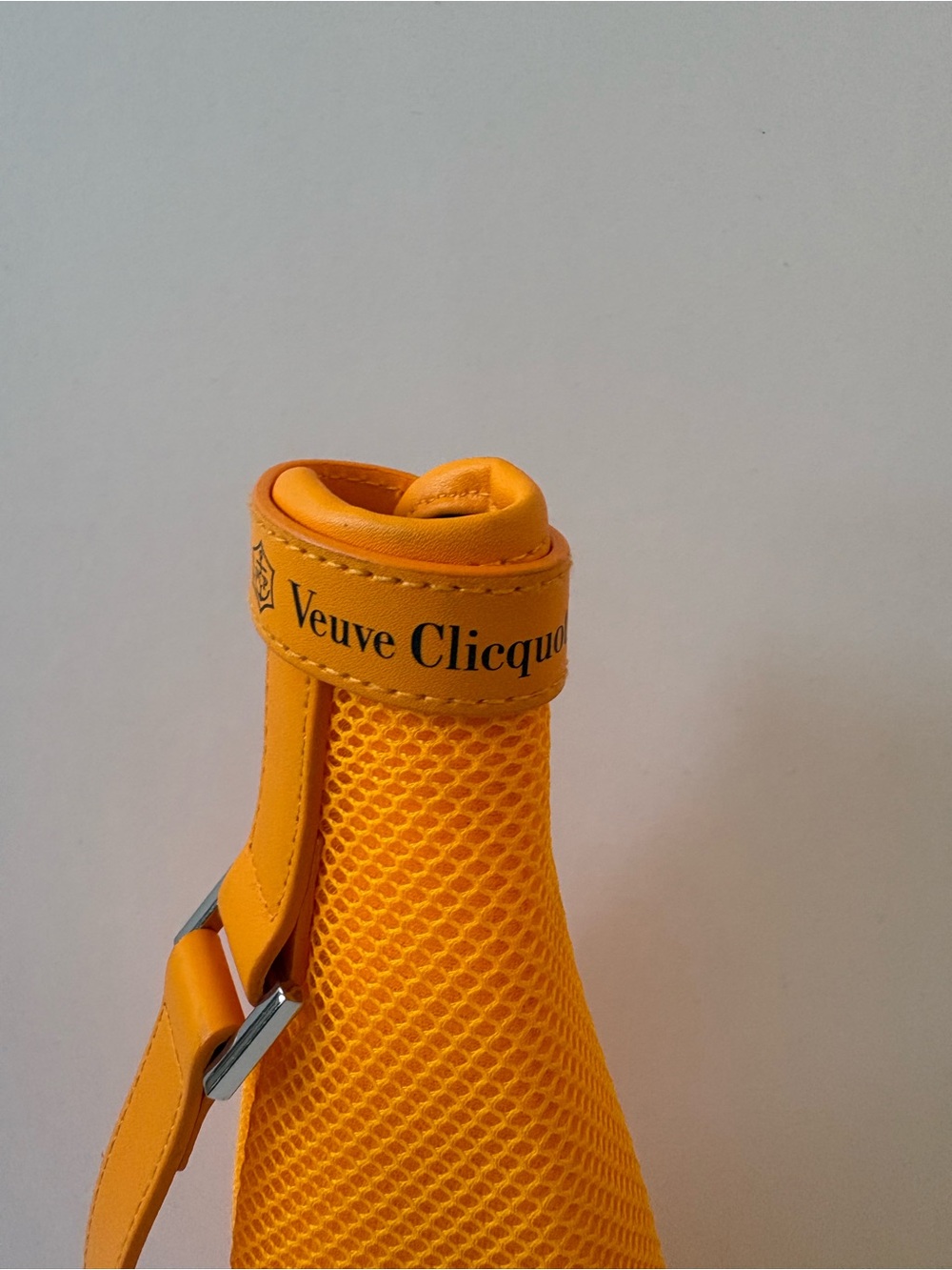Veuve Clicquot Insulated Ice Bottle Jacket Orange Champagne Brut Decor Cooler - Picture 3 of 7